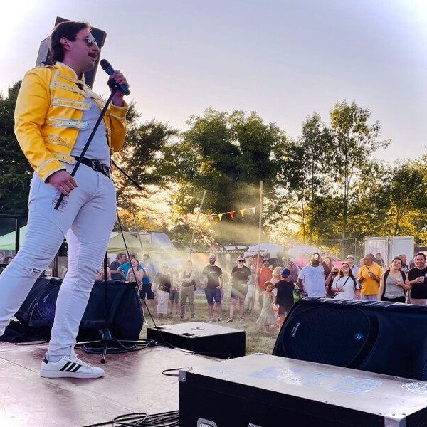 Tribute Freddie Mercury sur scène